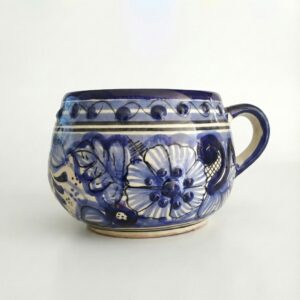 El Taller de Talavera, Taza Talavera, Taza chocolatera artesanal, Taza pintada a mano, Cerámica mexicana, Regalos artesanales, Taza azul Talavera, Taza tradicional México, Talavera personalizada