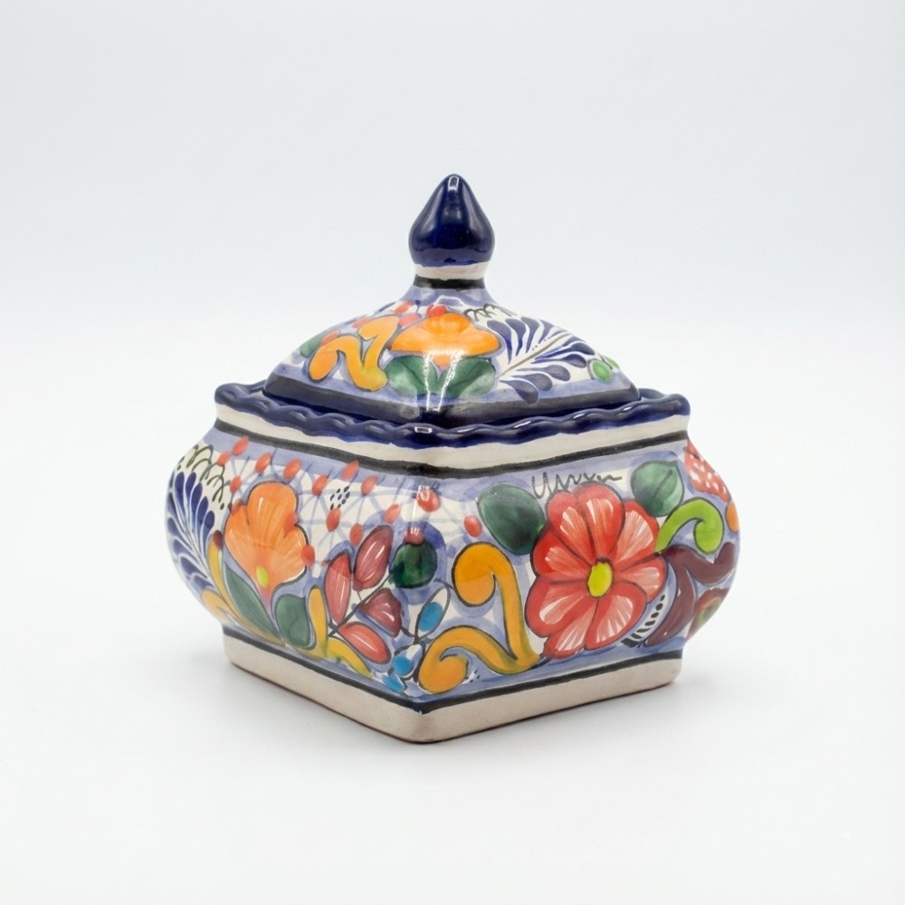 El Taller de Talavera, alhajero de talavera, alhajero artesanal, caja para joyas, joyero pintado a mano, regalo artesanal, hecho en México, decoración mexicana, cerámica talavera, alhajero azul, alhajero estilo chino, Talavera Puebla, joyero tradicional