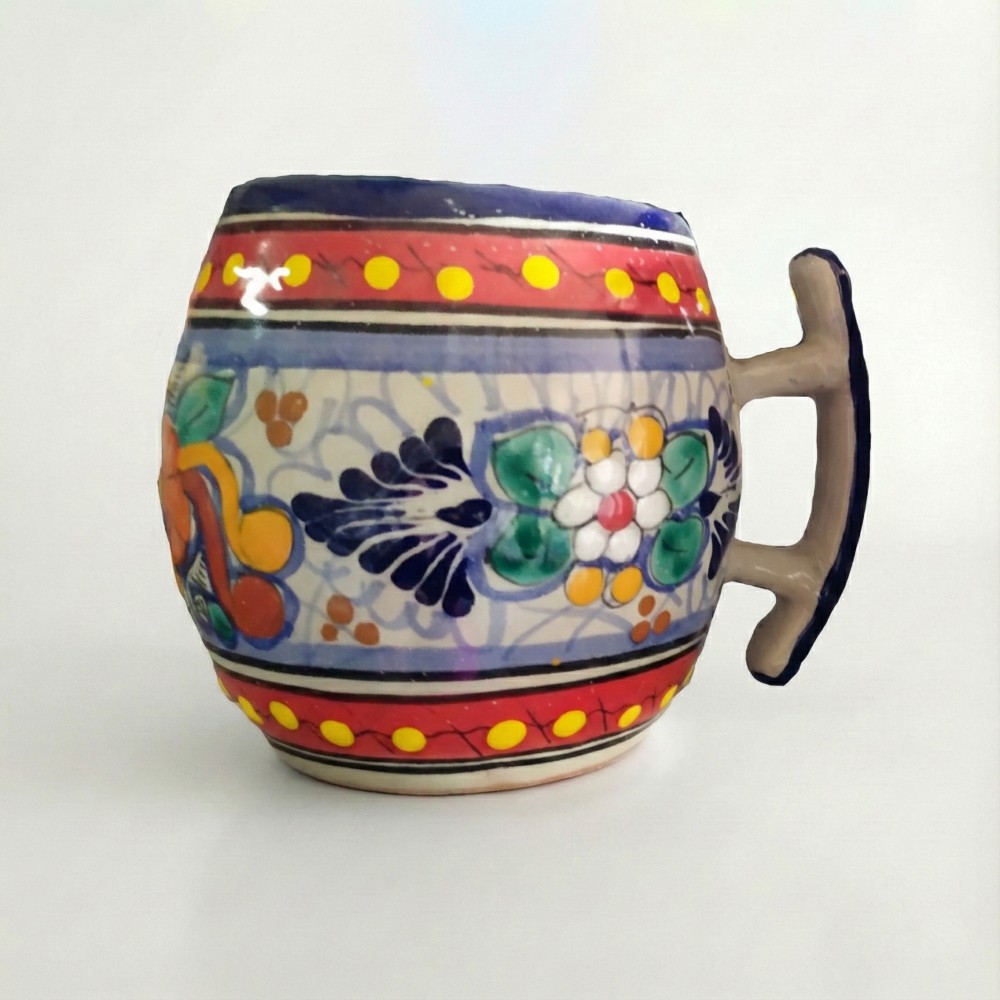 El Taller de Talavera, taza de talavera, taza artesanal mexicana, taza azul y blanca, taza tipo barril, taza pintada a mano, taza puebla, regalos mexicanos, talavera auténtica, souvenirs de México, taza para café, hecho en México, artesanías mexicanas